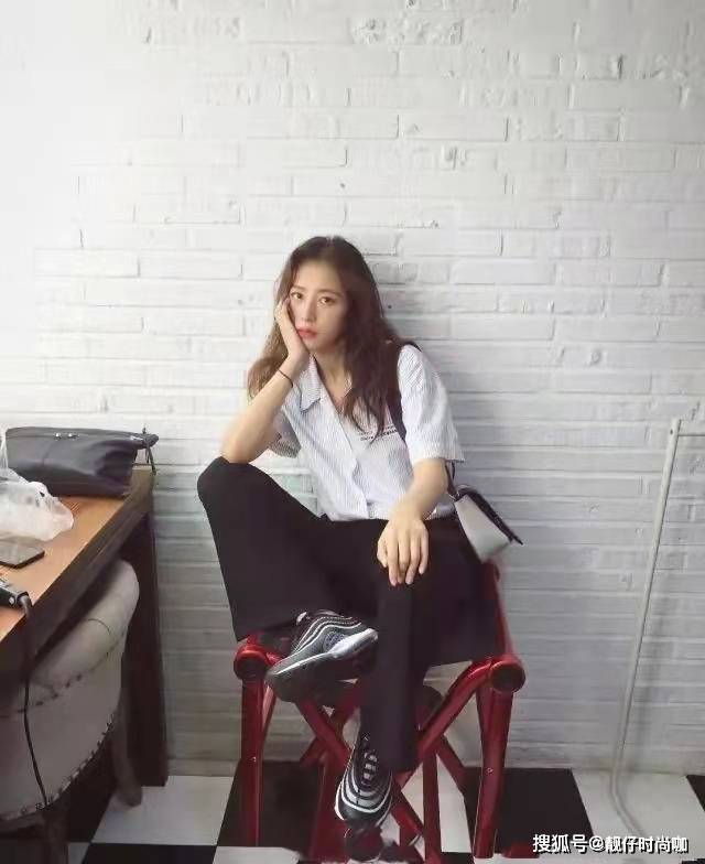 感觉 秋季离不开时尚单品“衬衣”,不仅受欢迎,还百搭耐看!