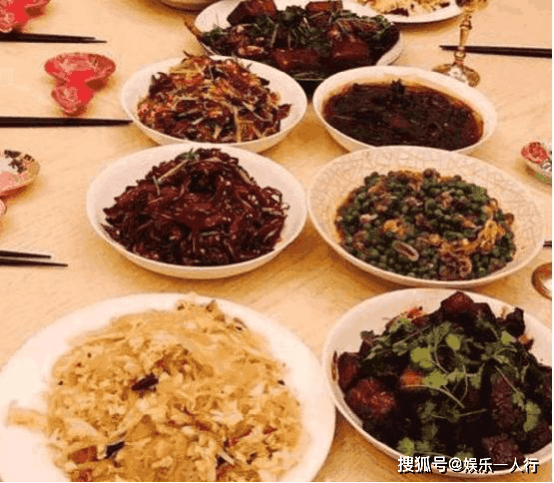 自己在家做饭的真实照片 5735323aed914c5281979f93b08ecb15.png