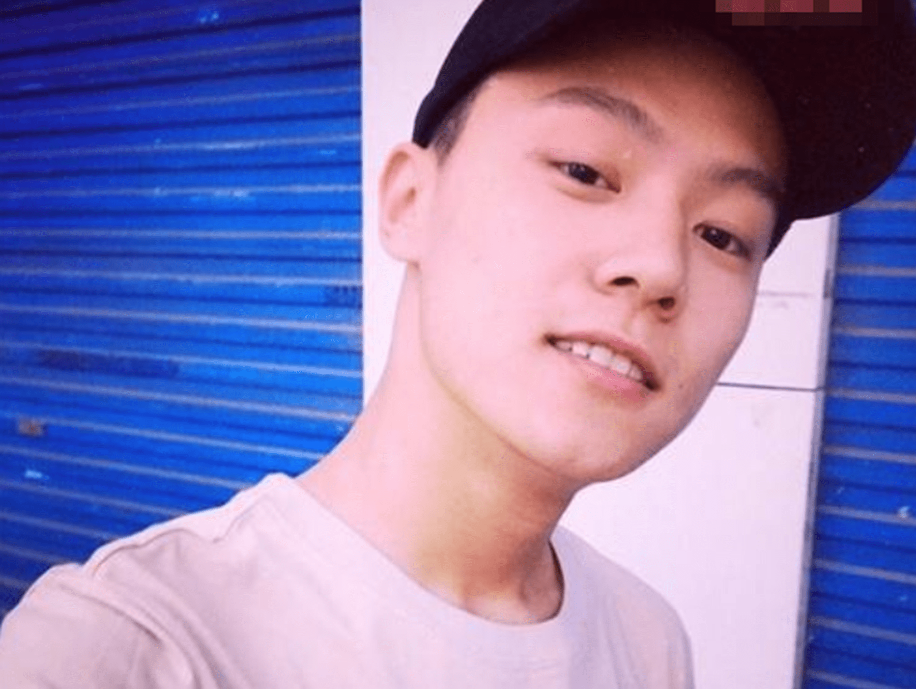 变形计》最善良富二代,卖项链给爷爷看病,回城后花十几万盖房_王晨正
