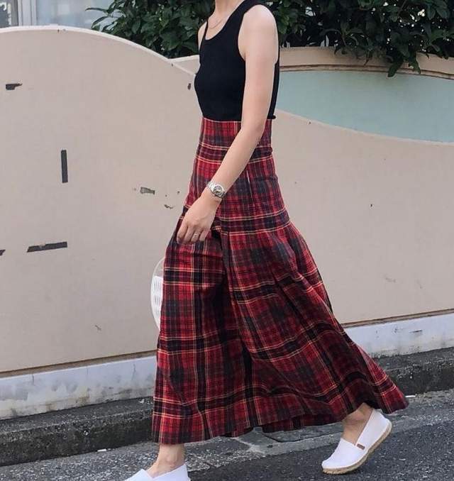 感觉耐看的日系博主sumy 简约配色通勤穿搭 ?