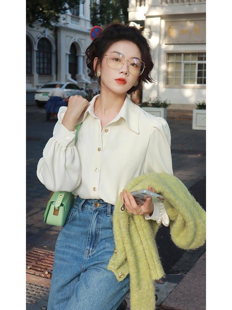 状态 秋季，牛仔裤的穿搭指南，学会这9套穿搭技巧，让你高级又优雅