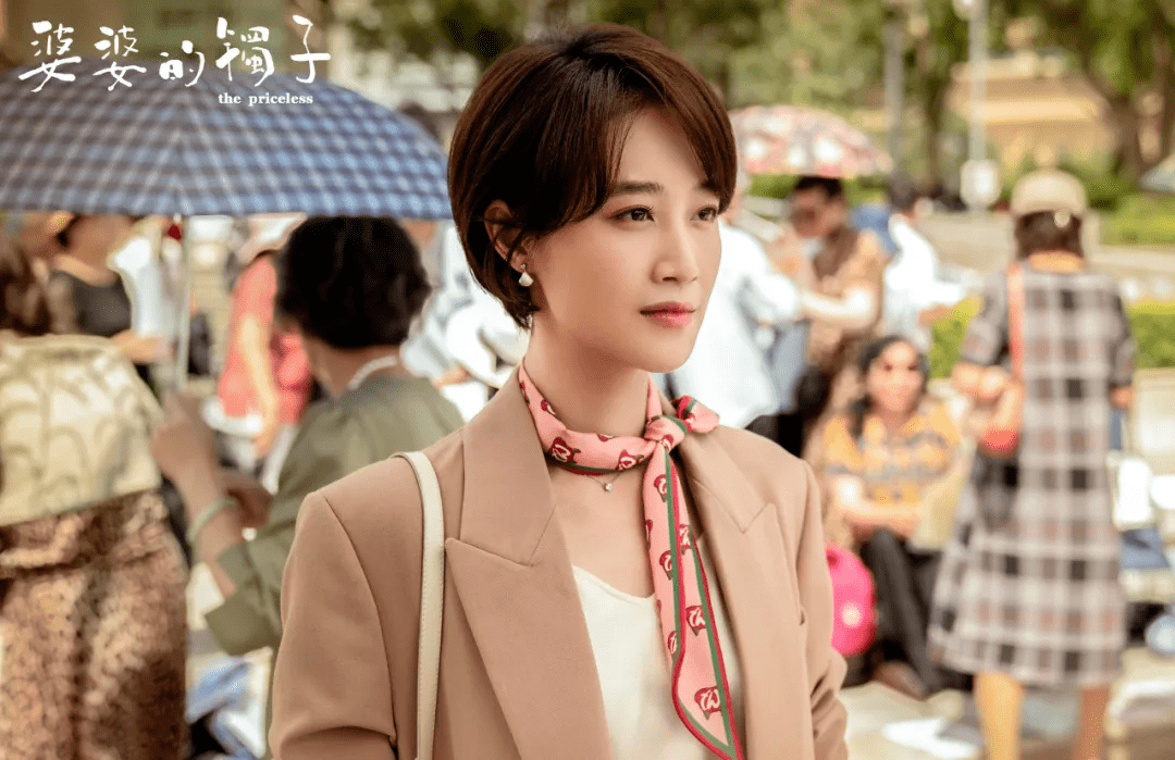 因为|曾是王思聪绯闻女友，在新剧里演邬君梅的女儿，角色比蓝盈莹讨喜！