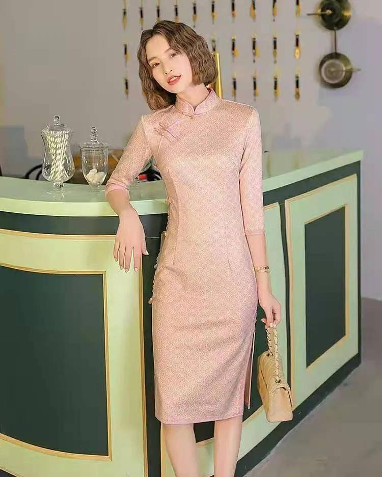 评论 在这个长长的假期仙仙的旗袍，穿上能美爆一条街，不信你来看！