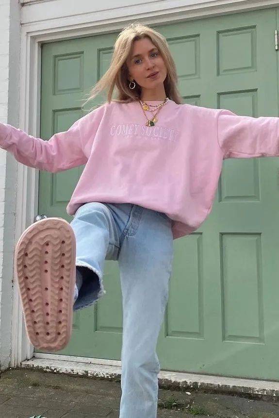 经典 卫衣+阔腿裤，今秋最舒适时髦的搭配！