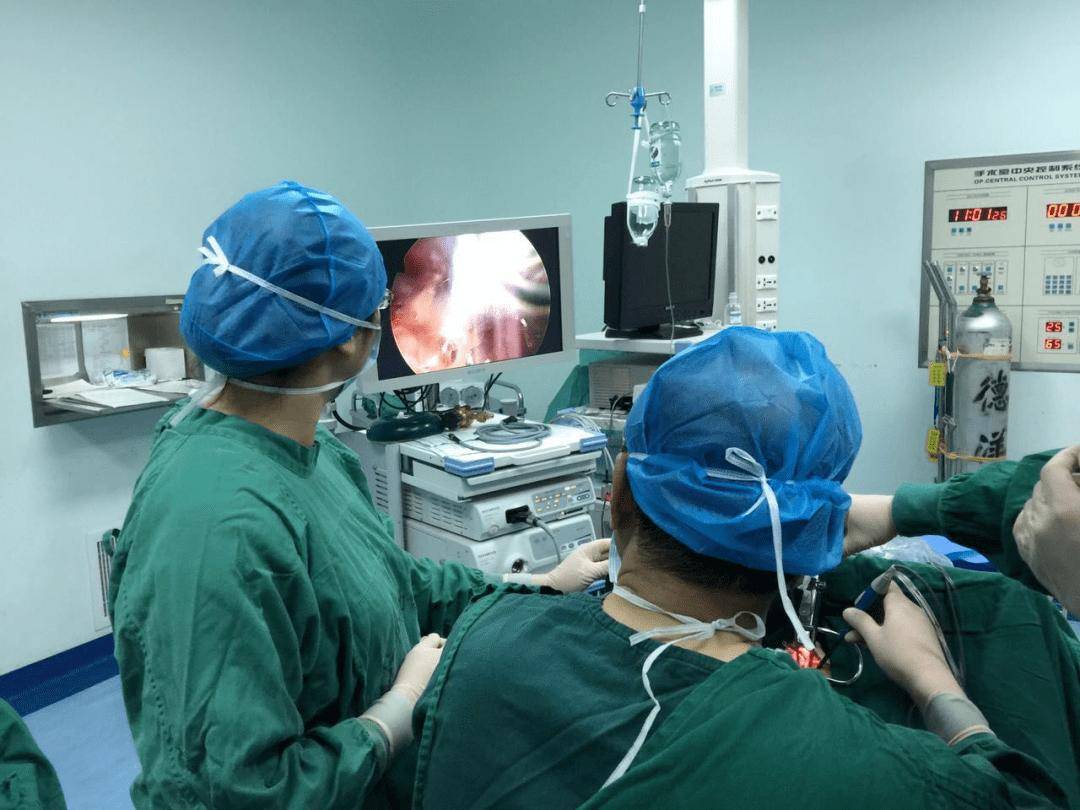 (点石师爷)王永月医生分析治疗儿童腺样体肥大的误区_手术