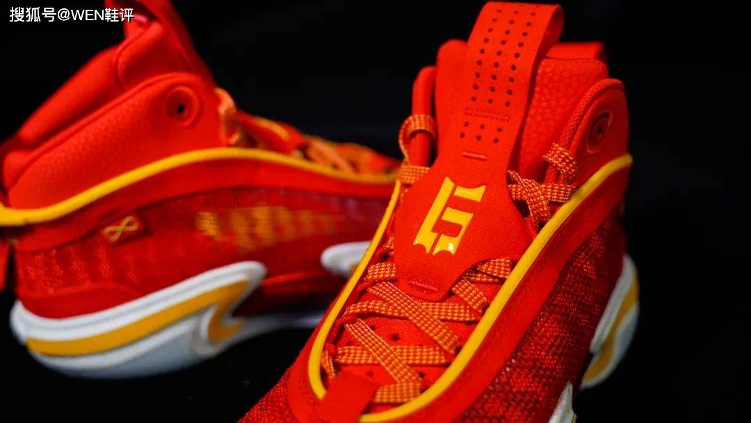 旗舰 黔驴技穷？连旗舰都不上心的AJ36有啥亮点？