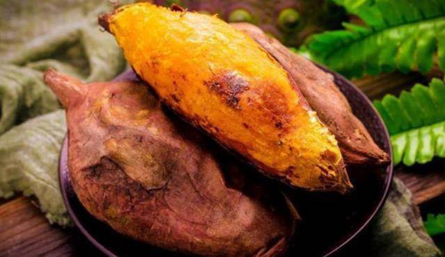 少碰|高血糖患者可以吃烤红薯吗?医生建议:除了它,3种食物也要少碰