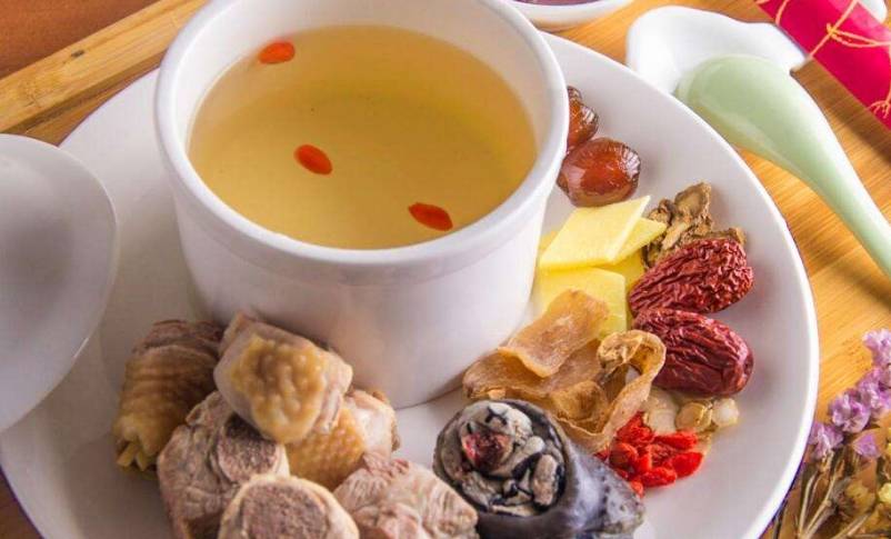 重生|女性二次“重生”机会别放过，产后坐月子有说道，顺产剖腹产不同