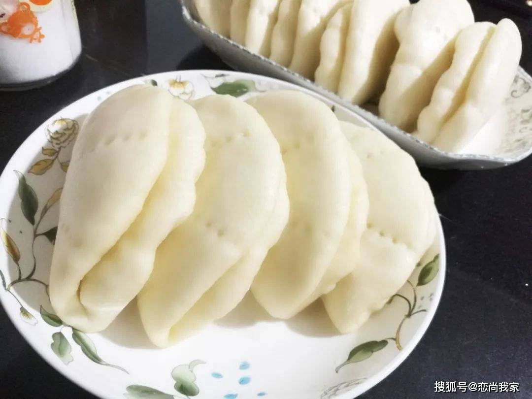 关键|早餐给孩子做荷叶包,给肉包子都不换,关键是夹的馅料满口留香!