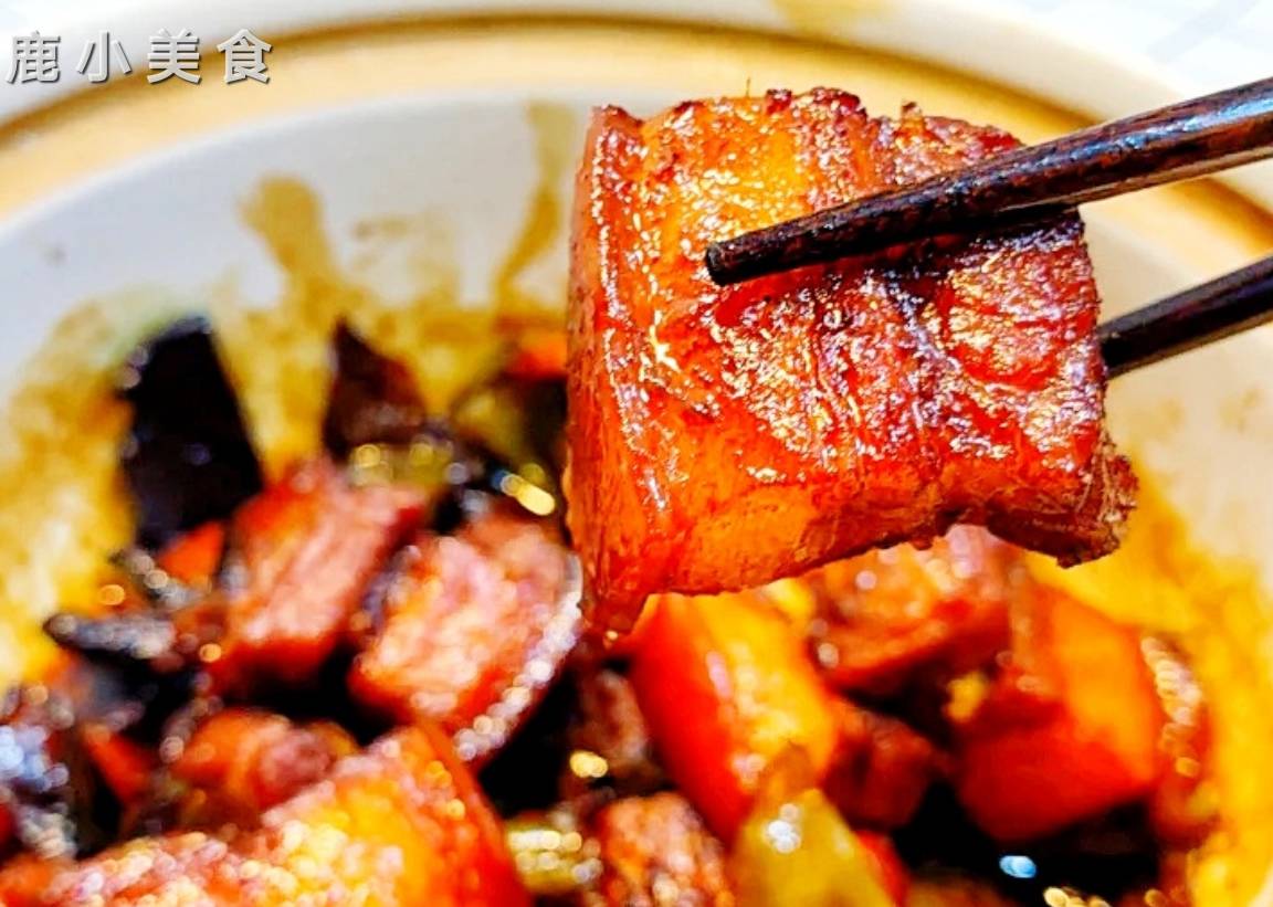 做法|焖红烧肉时,“此料”万不能放!出错了,肉柴不入味,还不易焖烂