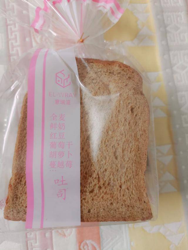 美食|满芳庭美食测评：手工烘焙全麦吐司，早餐主食必备