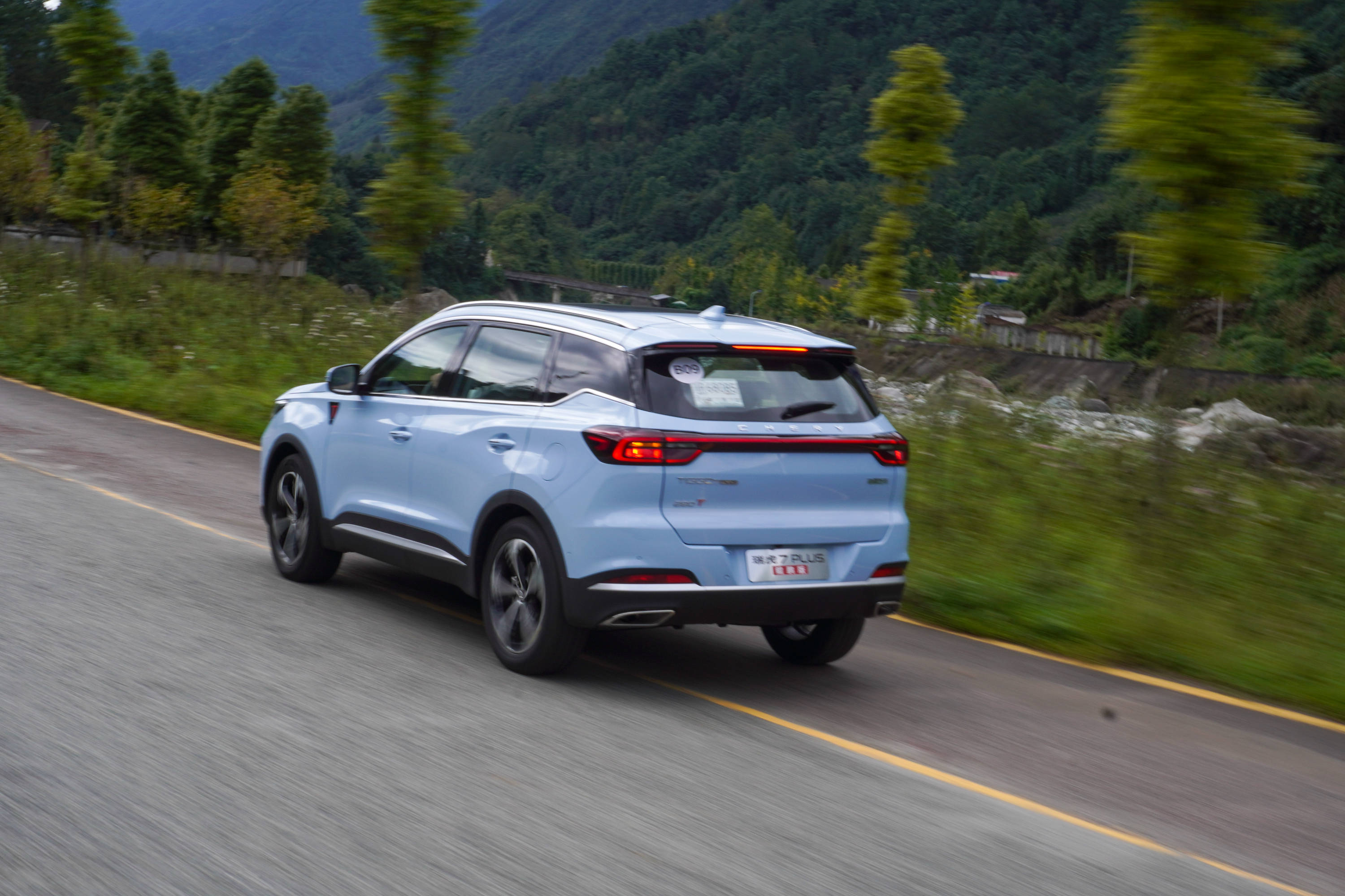 试驾瑞虎7 plus,配1.6t鲲鹏动力,智能配置是亮点