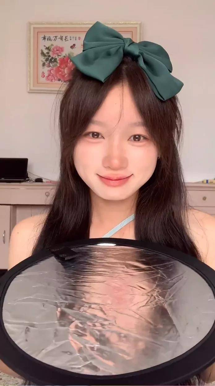 音分从呆瓜素颜到美漫小野猫，堪称徒手整形的抖音换头博主？