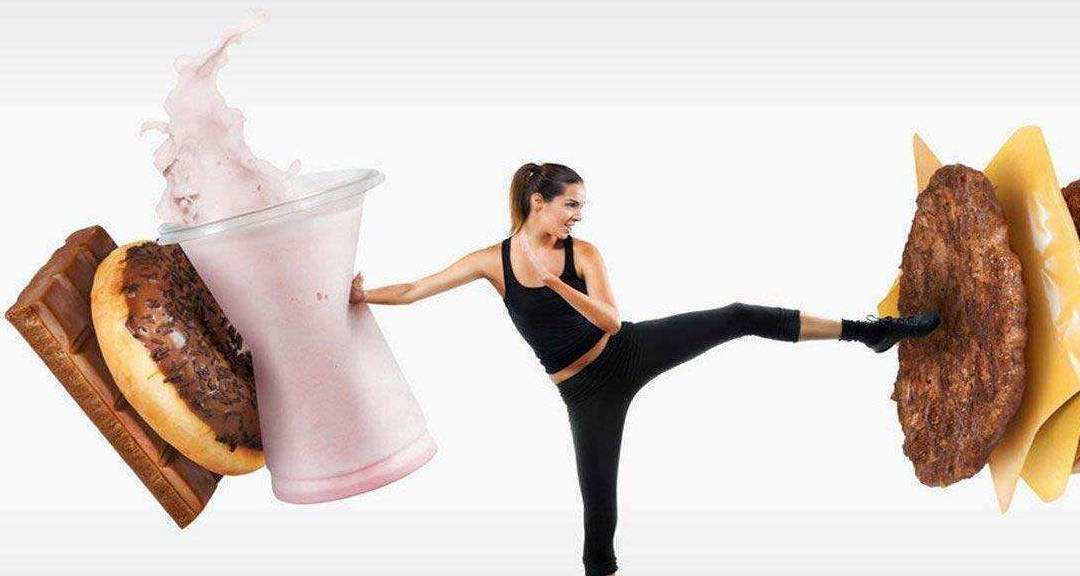 人群|体重久减不下?看看易瘦的人都有哪些特征,饮食规律是重点