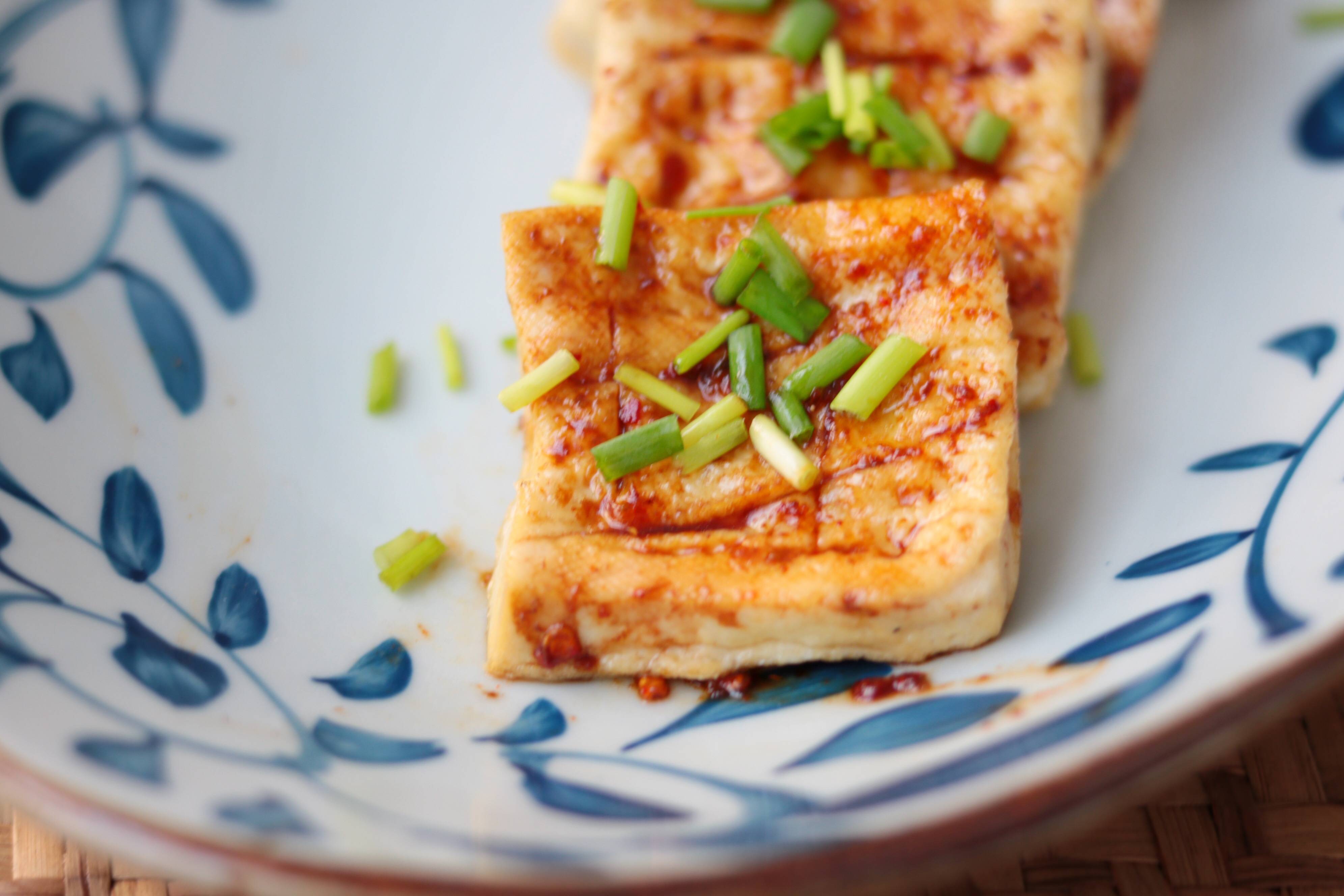 原创超下饭的酱汁豆腐,花2块钱就能做一大盆,大人孩子都爱吃