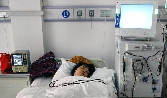 肾脏|尿毒症多半是“吃”出来的，少吃这3种食物，肾会“感激”你！