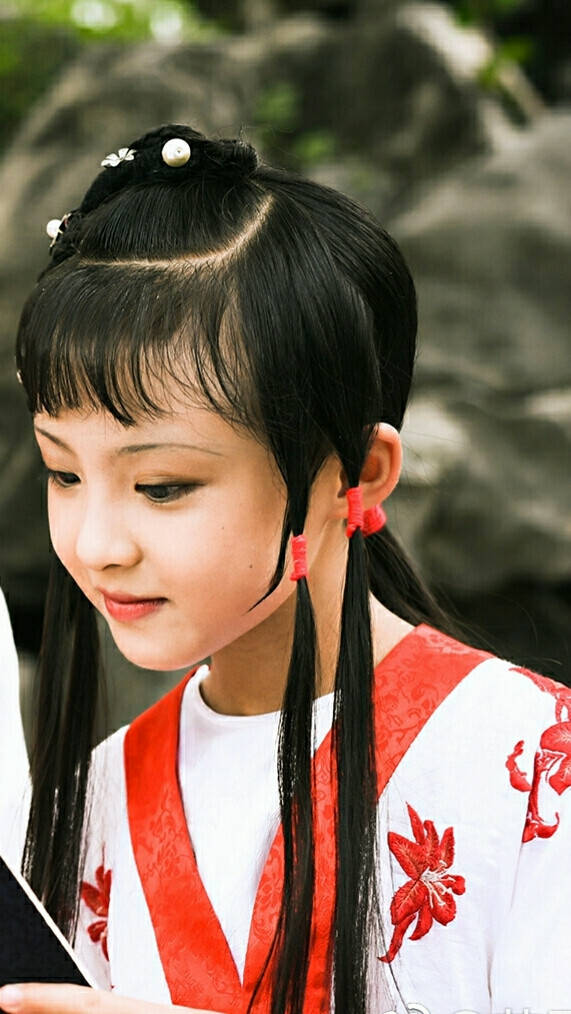 才艺|还记得《小戏骨红楼梦》里的林黛玉吗？她现在长这样