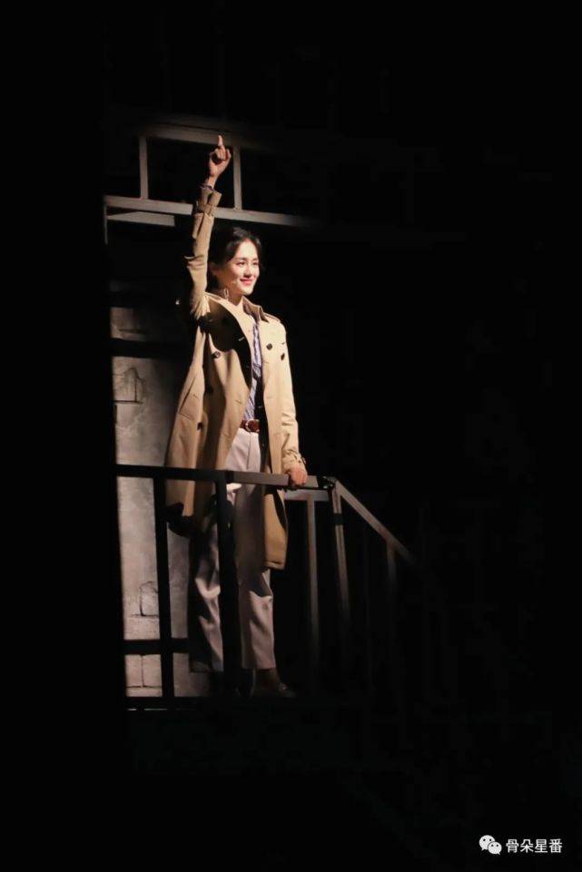 舞台|热剧人物丨主旋律、音乐剧、“小角色”,安悦溪的“千人千面