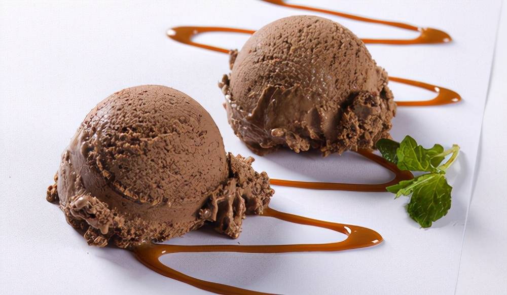 秋日易犯困,来杯摩卡冰淇淋吧