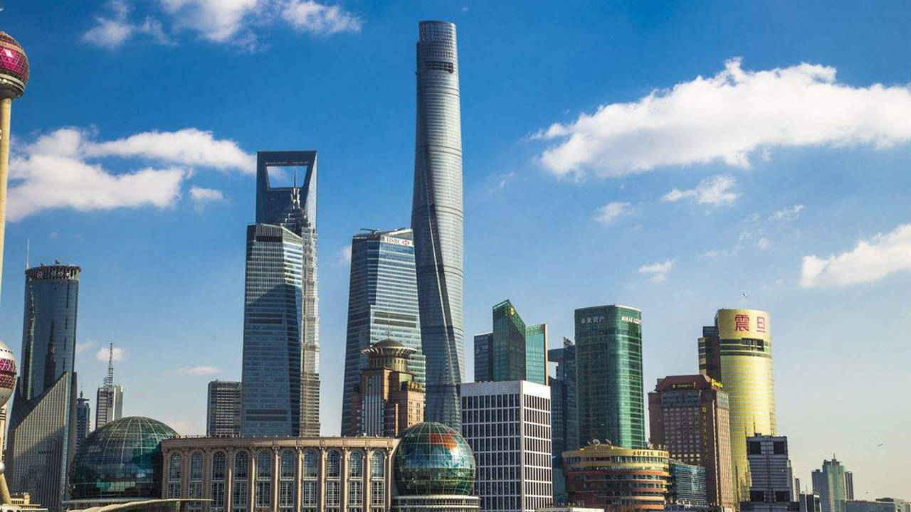 中国目前最高的大厦,高度超过600米,光坐电梯就要近1分钟