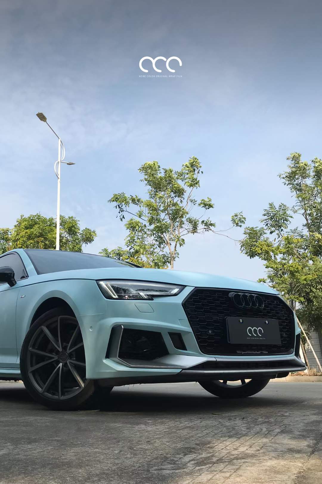 奥迪汽车漫彩改色膜超亚婴蓝