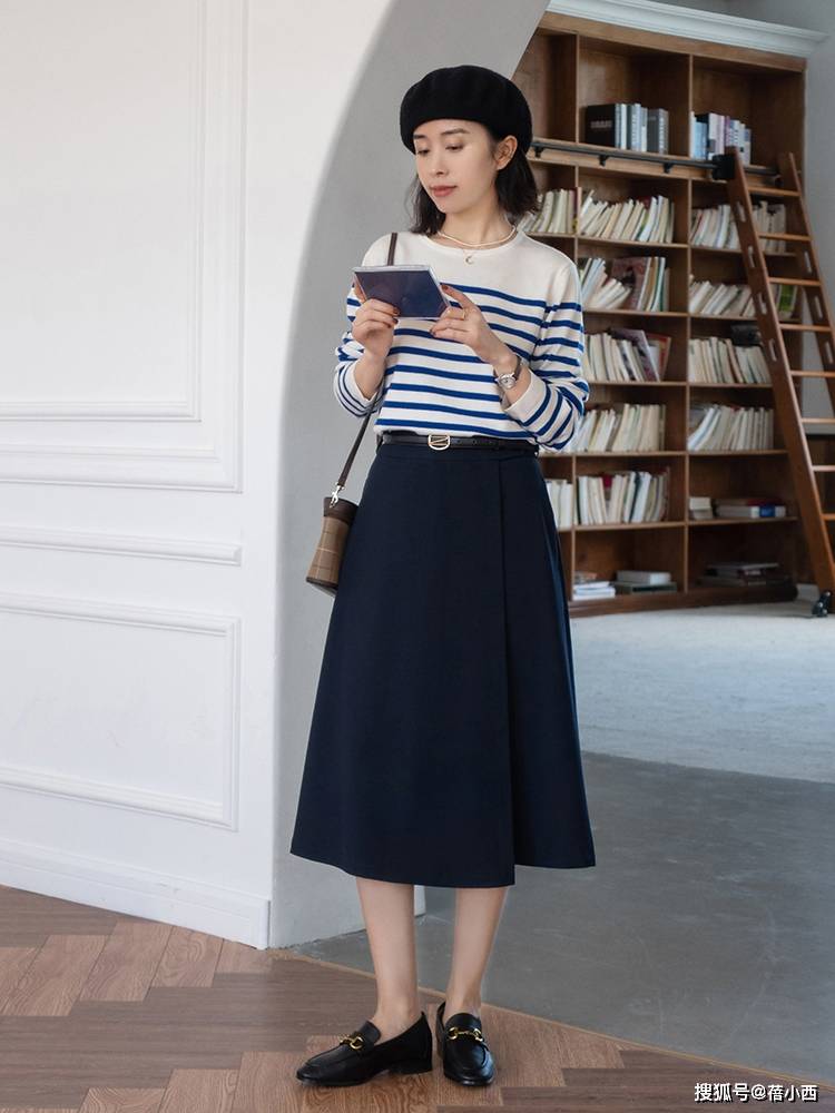 乐福 秋冬建议30+女性多备这“3双鞋”,搭配大衣、毛衣,高级又有气质