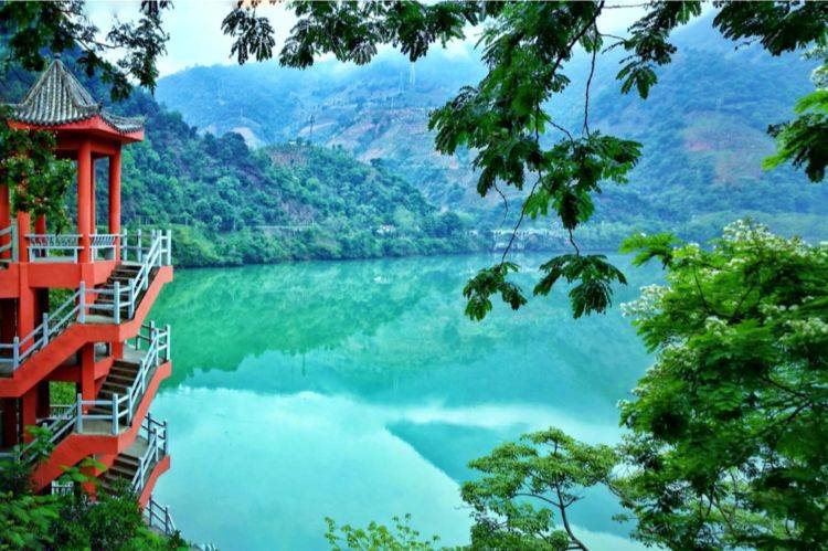 著名景点旅游的好地方 c0312413549847c9a58407f078b93e54.jpeg