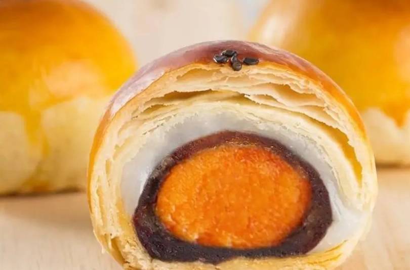 蛋黄酥|李佳琦、薇娅推爆的5种零食，明明走红，价格却很“良心”