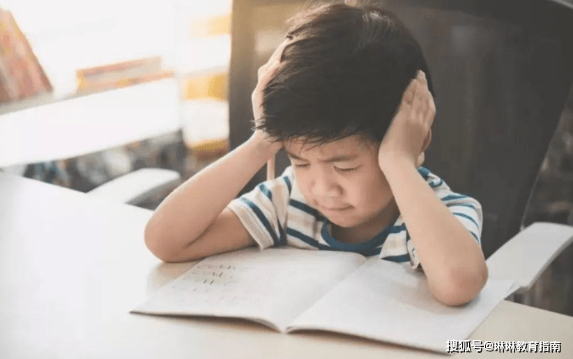 因为|小学生一周被劝退三次，只因这项考核不达标，超前教育的锅？