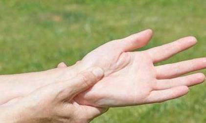 症状|提醒：40到55岁是“养命关键期”，请别忽视这3个器官的病变症状