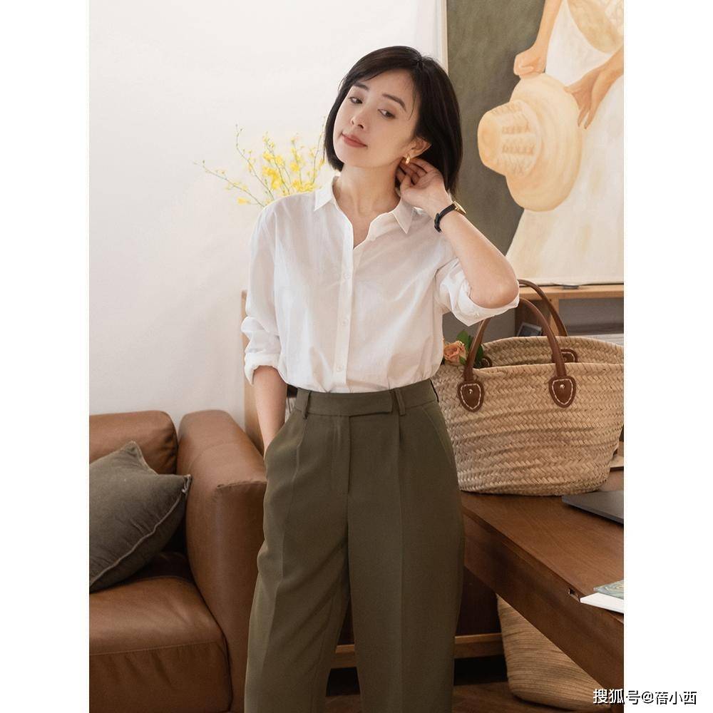 姐妹 “衬衫”才是永不过时的职场穿搭单品，选这几款来搭配，优雅高级
