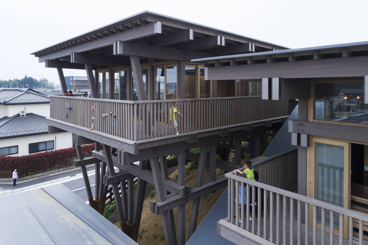 因为|什么才是儿童好设计?看手冢贵晴12个顺应自然哲学的幼儿园设计