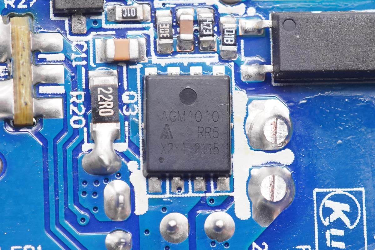 功率|内置镓未来G1N65R240PB氮化镓功率器件，绿巨能65W 2C1A氮化镓快充充电器拆解