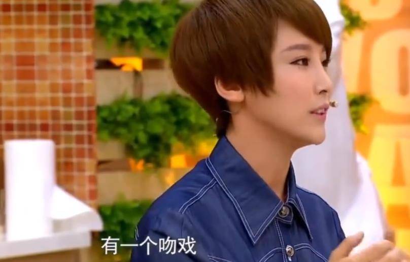 吴京|幼稚鬼吴京上线！得知谢楠要拍吻戏，特意提前跑到剧组跟妻子索吻