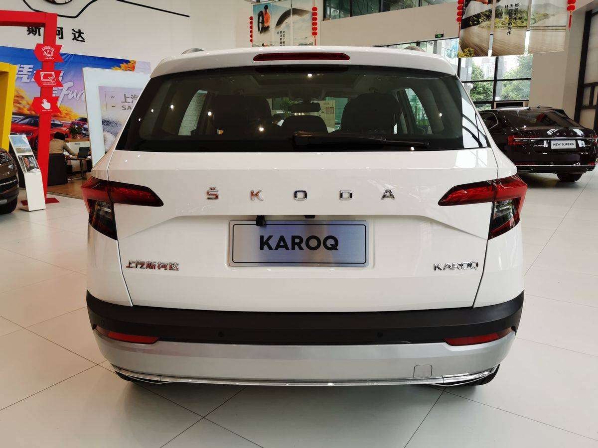 外观温和成熟,突出家用属性,上汽斯柯达柯珞克实拍