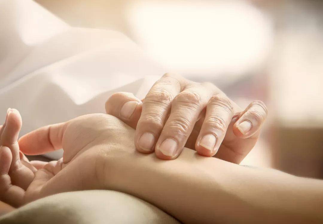 怎么自己测脉搏 a231101c9841413a8dc9a979abca9562.jpeg