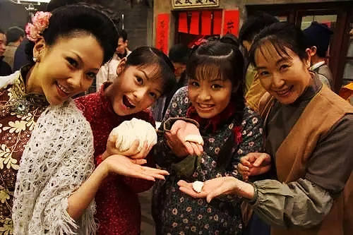 角色|《七十二家房客》里的“阿香”，如何成为广东人心目的清纯女神？