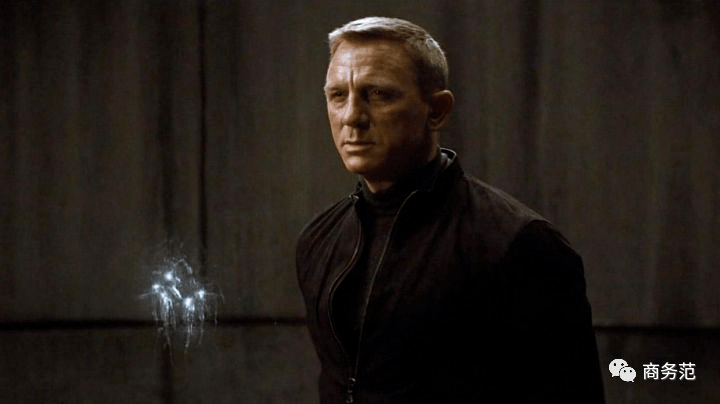 西装 男人如何穿针织衫,才能像007一样高级有型?