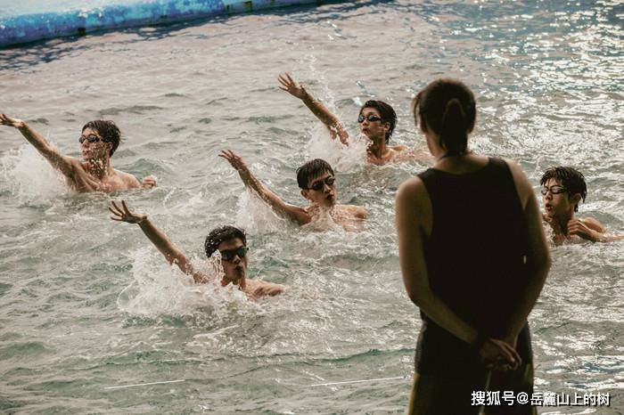 青春|《五个扑水的少年》热血不狗血