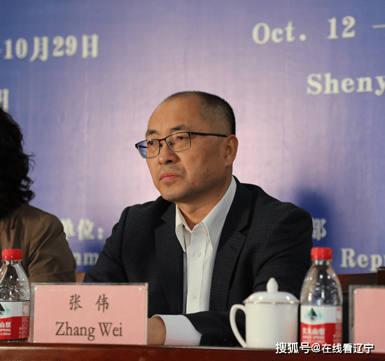 学员代表,来自乌兹别克斯坦的沙克索达特,来自赞比亚的津巴·诺尔玛