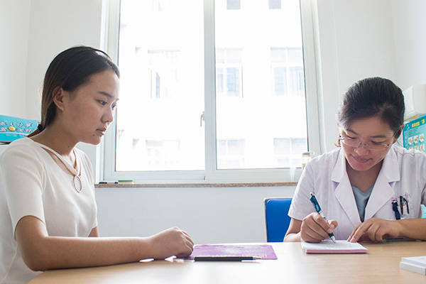 空腹|年过半百，血糖控制在7.3左右正常吗？分享不同人群的血糖目标值