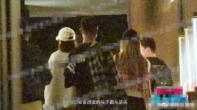 恋情橘子晚报：他恋情曝光，不是之前的小三？齐刘海的杨紫长这样？