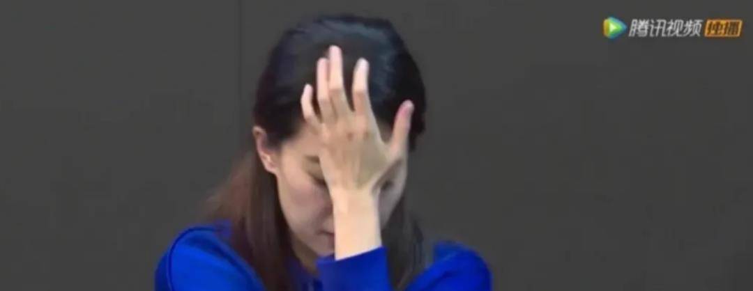 什么|看了张小斐扫墓，才明白我们会遇到很多个袁姗姗，却难逢一个贾玲