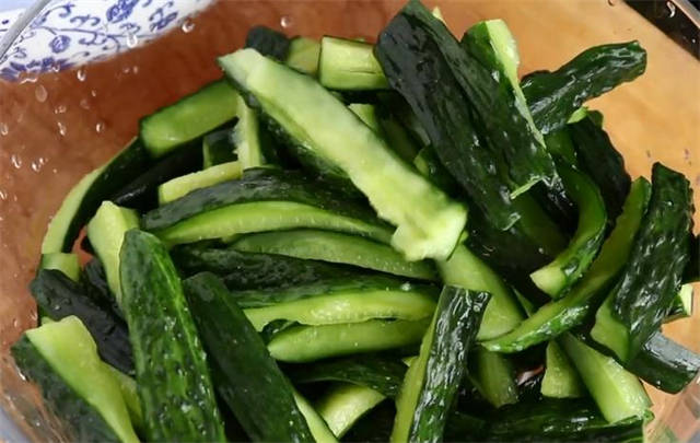 怎么腌酱黄瓜能放时间久 a170d79c636c4cb49fab3a45568eb353.jpeg