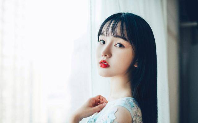 在健身房被教练玩弄 妻子和私教一个月做了好几次(2)