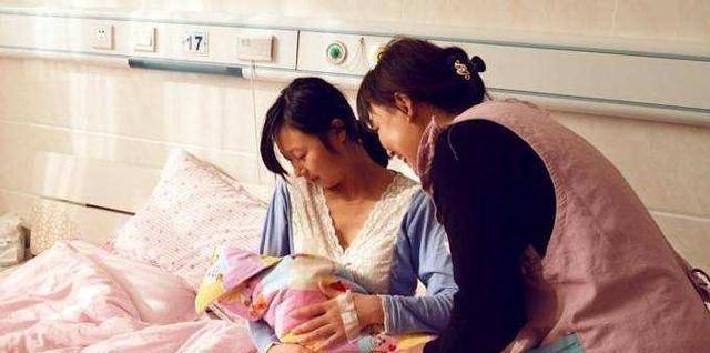 因为|产后不能洗澡，坐月子身上味道能把人“熏晕”？老人说法不能全听