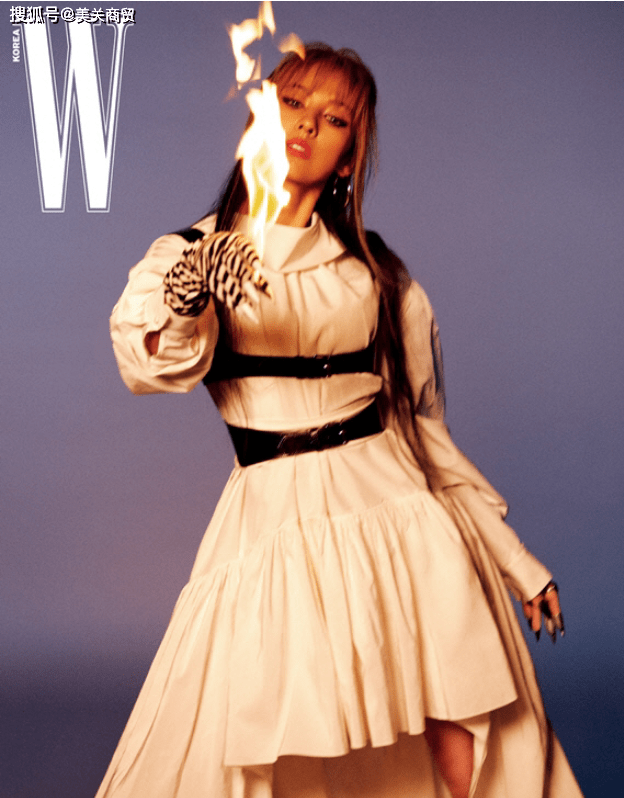 李孝利将担任2021 mama颁奖典礼主持