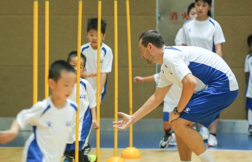 进行|26岁体育教练突发“肾衰竭”，可能和“它”有关，花2分钟看看吧