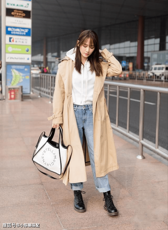 细节 今年马丁靴又火了！我告诉你如何选它，搭配它，照着学就对了！