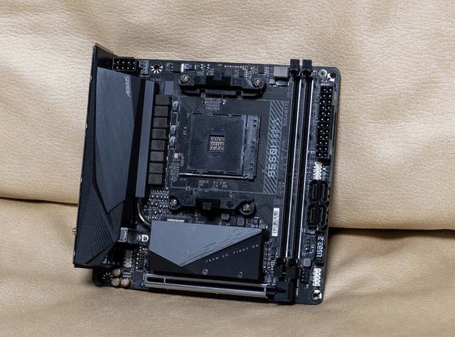 apu小钢炮怎么选?最强b550 itx主板测评